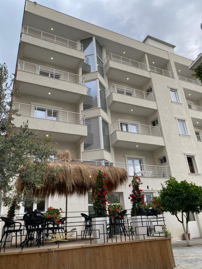 Hotel Vila Mare Durrës Exteriér fotografie